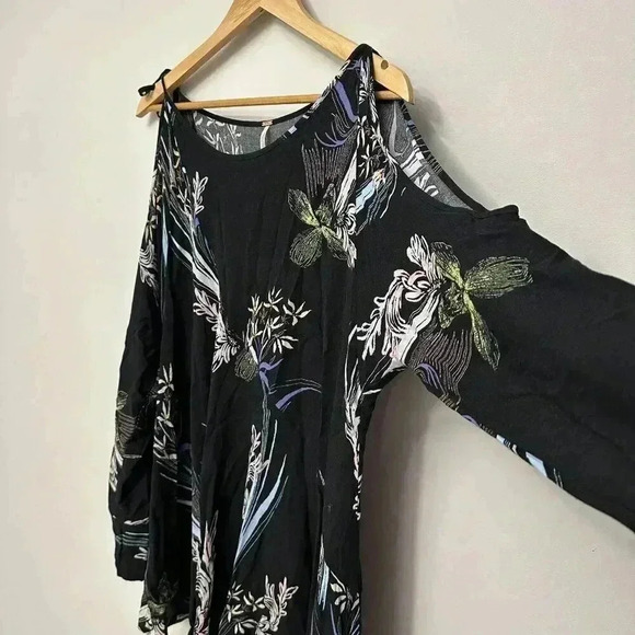 Free People  Clear Skies Printed Cold Shoulder Tunic Floral Boho Black Women's M - Picture 8 of 14